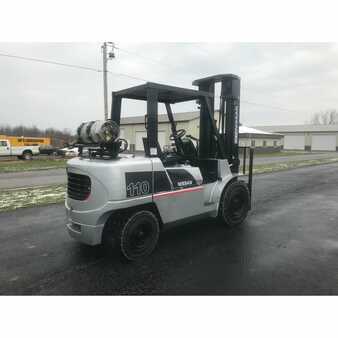 Propane Forklifts 2006  Nissan  (3)