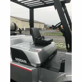 Propane Forklifts 2006  Nissan  (9)