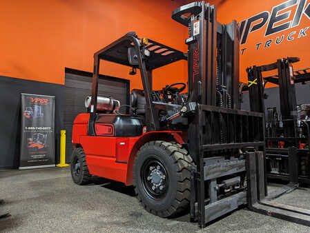 Propane Forklifts 2025  Viper fy50s (6)