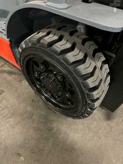Propane Forklifts 2020  Toyota 8fgcu32 (12)