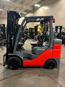 Propane Forklifts 2022  Toyota 8fgcu32 (1)