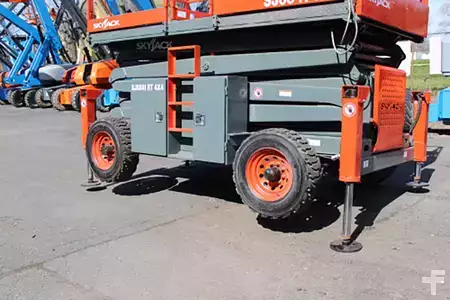Montacargas Todo Terreno 2018  Skyjack sj8841rt (10)