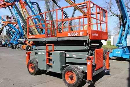 Montacargas Todo Terreno 2018  Skyjack sj8841rt (6)