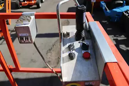 Montacargas Todo Terreno 2018  Skyjack sj8841rt (9)