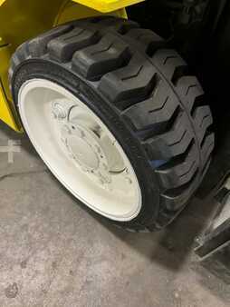 4 Wheels 2019  Yale erc060vgn (12)