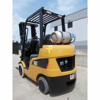 Propane Forklifts 2012  CAT Lift Trucks c5000 (2)
