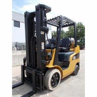 Propane Forklifts 2012  CAT Lift Trucks c5000 (5)