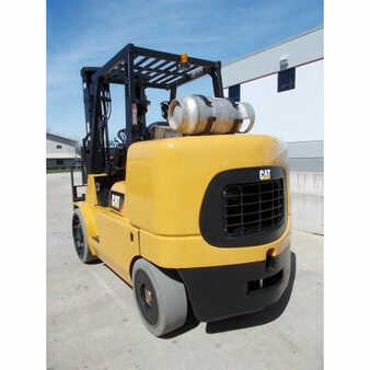 Carretilla elevadora GLP 2009  CAT Lift Trucks gc70k (2)