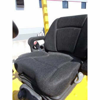 4 Wheels 2011  Hyster e60xn-33 (8)