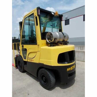Propane Forklifts 2012  Hyster h60ft (2)