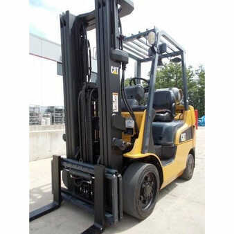 Propane Forklifts 2012  Mitsubishi fgc25n (2)