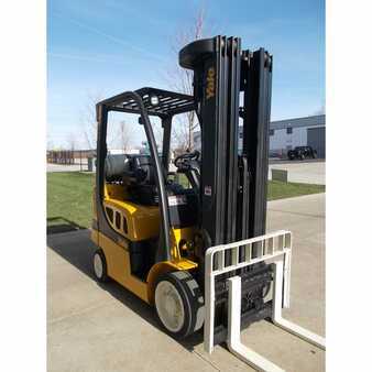 Carretilla elevadora GLP 2011  Yale glc050vxnvsq092 (5)