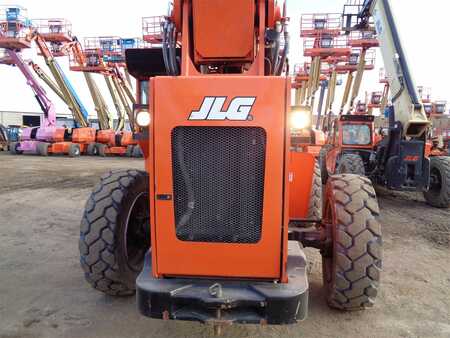 JLG 6042