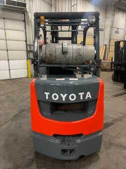 Propane Forklifts 2014  Toyota 8FGCU30 (3) 