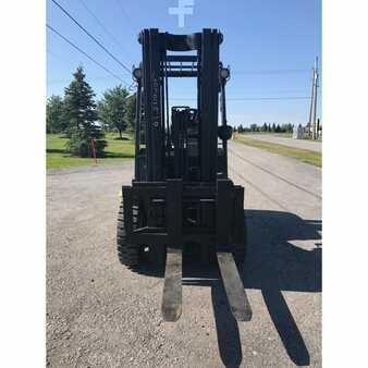 Diesel Forklifts 2012  Clark  (4)