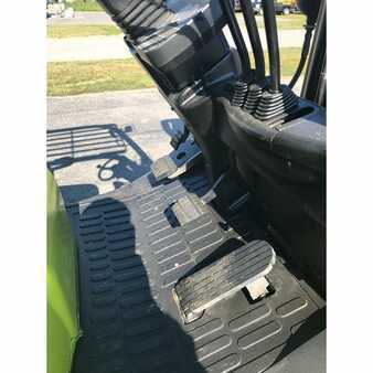 Diesel Forklifts 2012  Clark  (9)