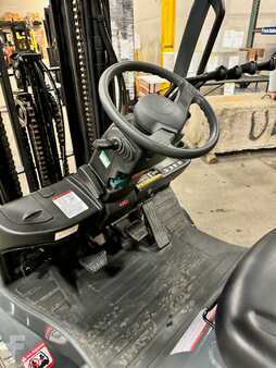 Propane Forklifts 2022  Toyota 8fgcu32 (9)