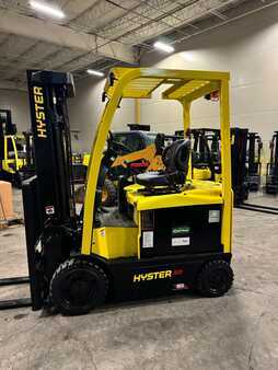 4 Wheels 2019  Hyster e50xn-33 (1)