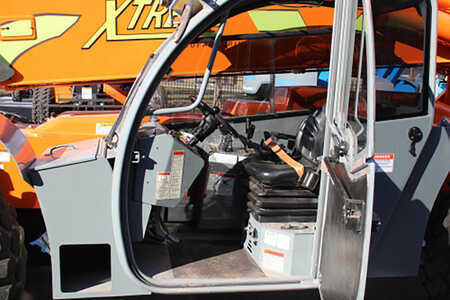 Telehandler Fixed 2013  [div] xr2045 (9)