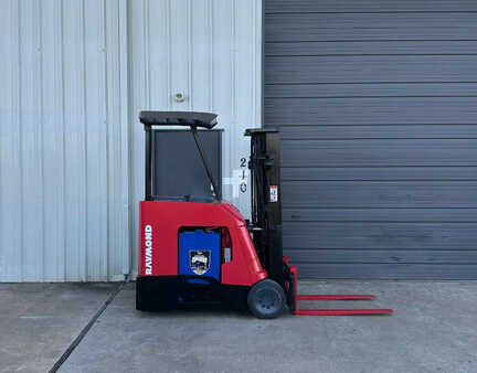 4 Wheels 2014  Raymond c40tt (1)
