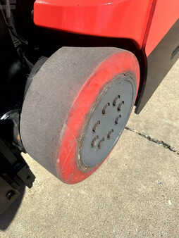 4 Wheels 2014  Raymond c40tt (10)
