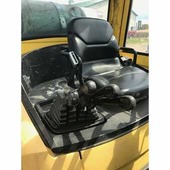 Propane Forklifts 2006  Hyster h80xm (5)