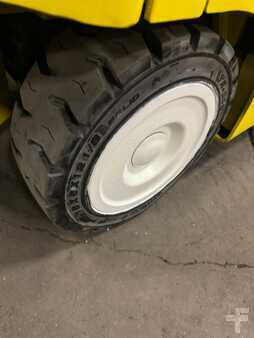 4 Wheels 2019  Yale erc080 (13)