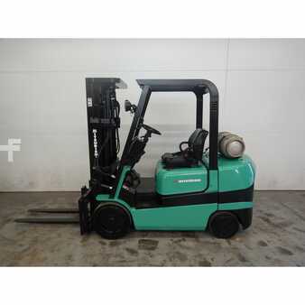 Propane Forklifts 2003  Mitsubishi fgc30k (1)