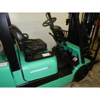 Propane Forklifts 2004  Mitsubishi fgc25k (6)