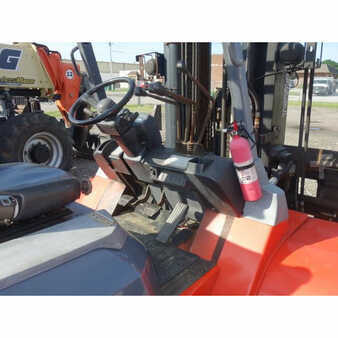 Diesel Forklifts 2006  Toyota 7fdu70 (7)