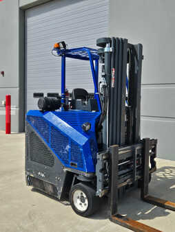 Propane Forklifts 2013  Combilift cb6000 (3)