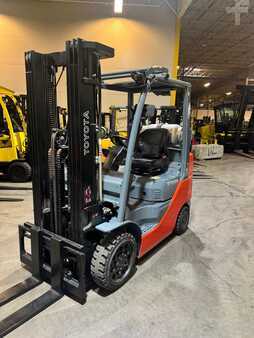 Propane Forklifts 2020  Toyota  (2)