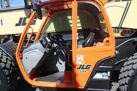 Telehandler Fixed 2016  JLG 1255 (9)
