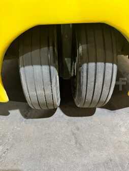 4 Wheels 2020  Yale erp035vt (11)
