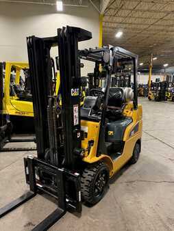 Treibgasstapler 2021  CAT Lift Trucks FGC25N (14)