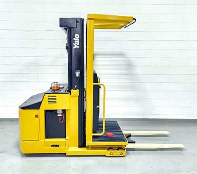Vertical order pickers 2008  Yale OS030ECN (1) 