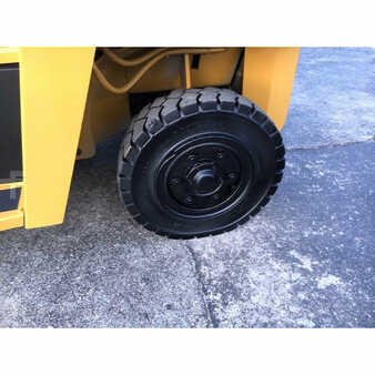 Carretilla elevadora diésel 2004  CAT Lift Trucks dp70 (13)