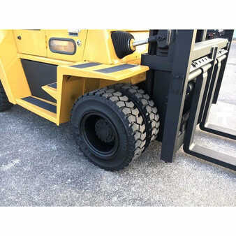 Carretilla elevadora diésel 2004  CAT Lift Trucks dp70 (15)