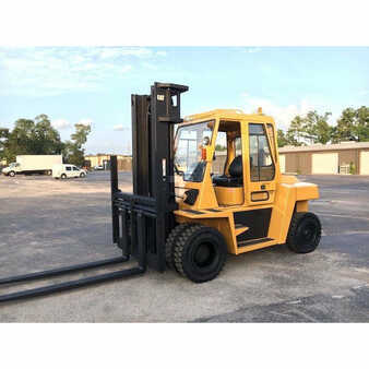 Carretilla elevadora diésel 2004  CAT Lift Trucks dp70 (2)