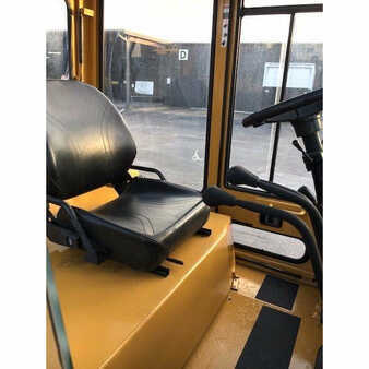 Carretilla elevadora diésel 2004  CAT Lift Trucks dp70 (8)