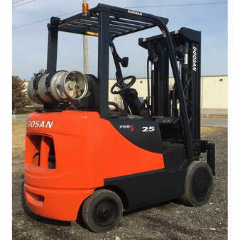 Propane Forklifts 2007  Doosan gc25p-5 (2)