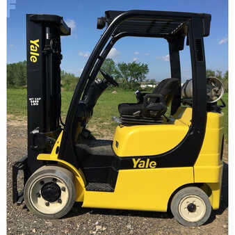 Carretilla elevadora GLP 2013  Yale glc050vxn (1)