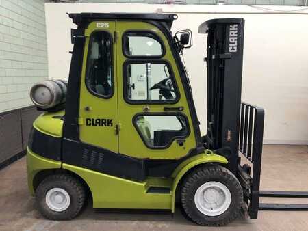 Propane Forklifts 2014  Clark c25l (1) 