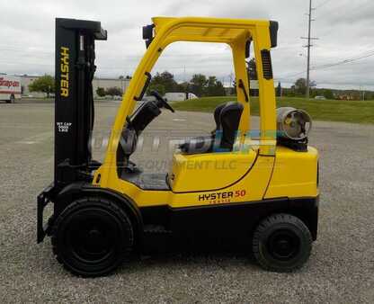 Propane Forklifts 2007  Hyster h50ft (1) 