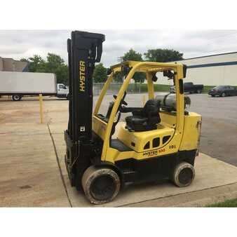 Propane Forklifts 2010  Hyster s100ftbcs (1) 