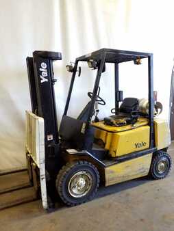Propane Forklifts 2001  Yale glp50tg (1) 