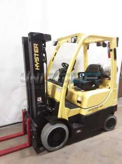 Propane Forklifts 2015  Hyster s40ft (1) 