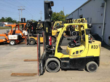 Propane Forklifts 2014  Hyster s155ft (1) 