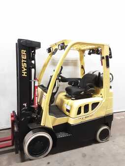 Propane Forklifts 2017  Hyster s50ft (1) 