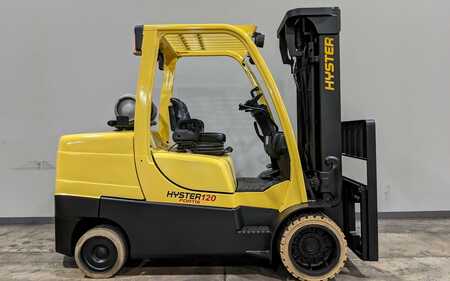 Propane Forklifts 2014  Hyster s120ft (1) 
